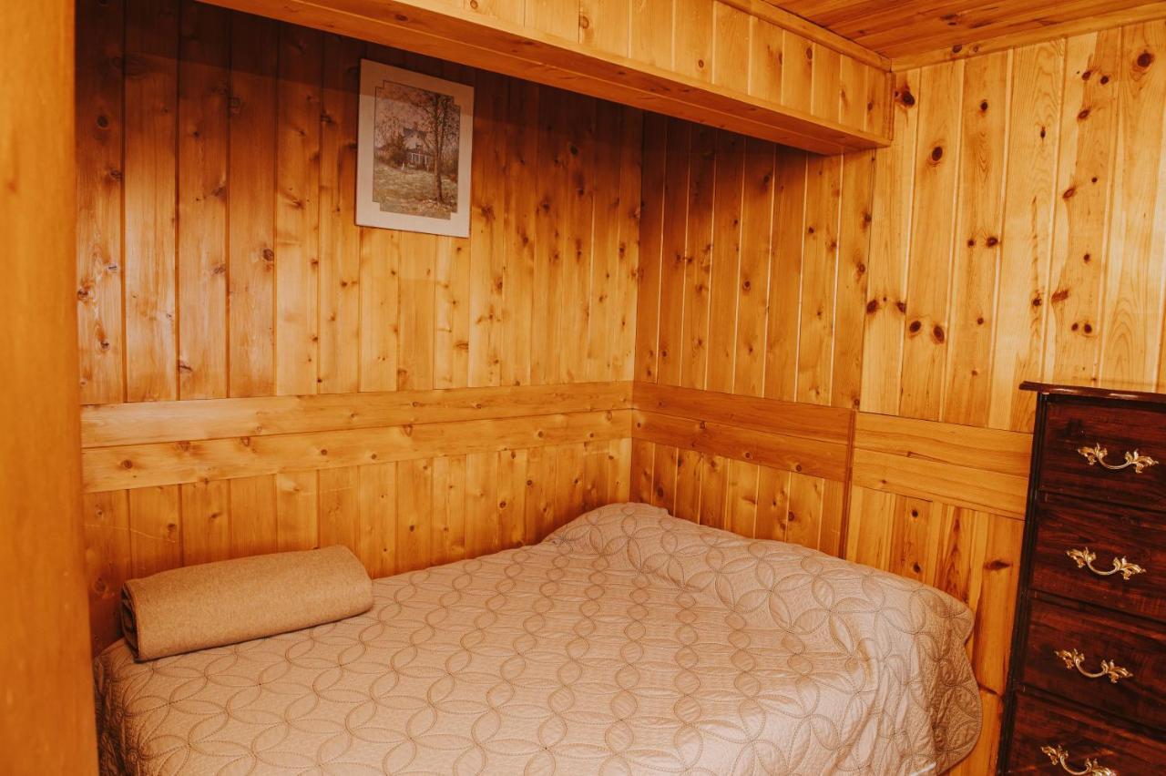 Lang Lake Resort Espanola Dış mekan fotoğraf