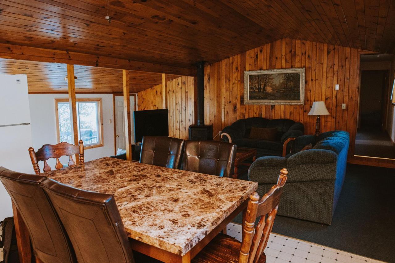 Lang Lake Resort Espanola Dış mekan fotoğraf