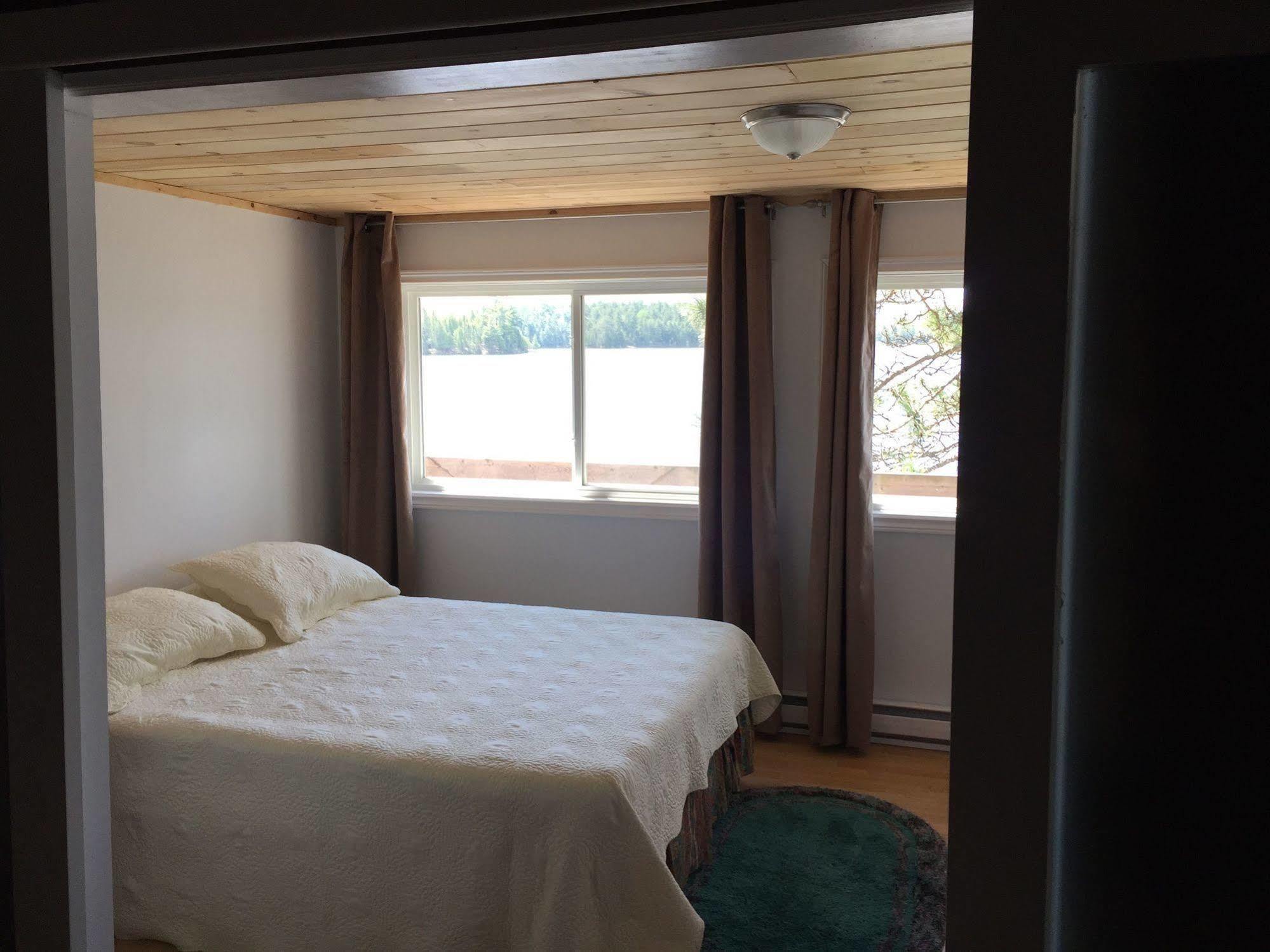 Lang Lake Resort Espanola Dış mekan fotoğraf